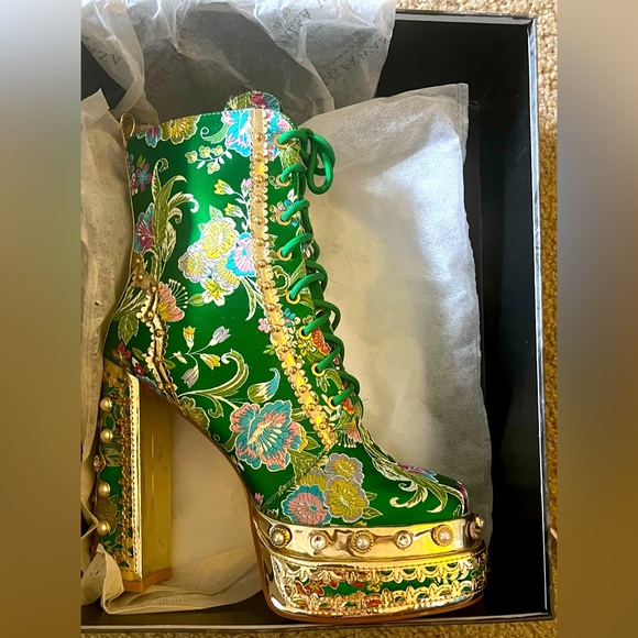 Green Goddess EVA Boots by Azalea Wang - Picture 6 of 8